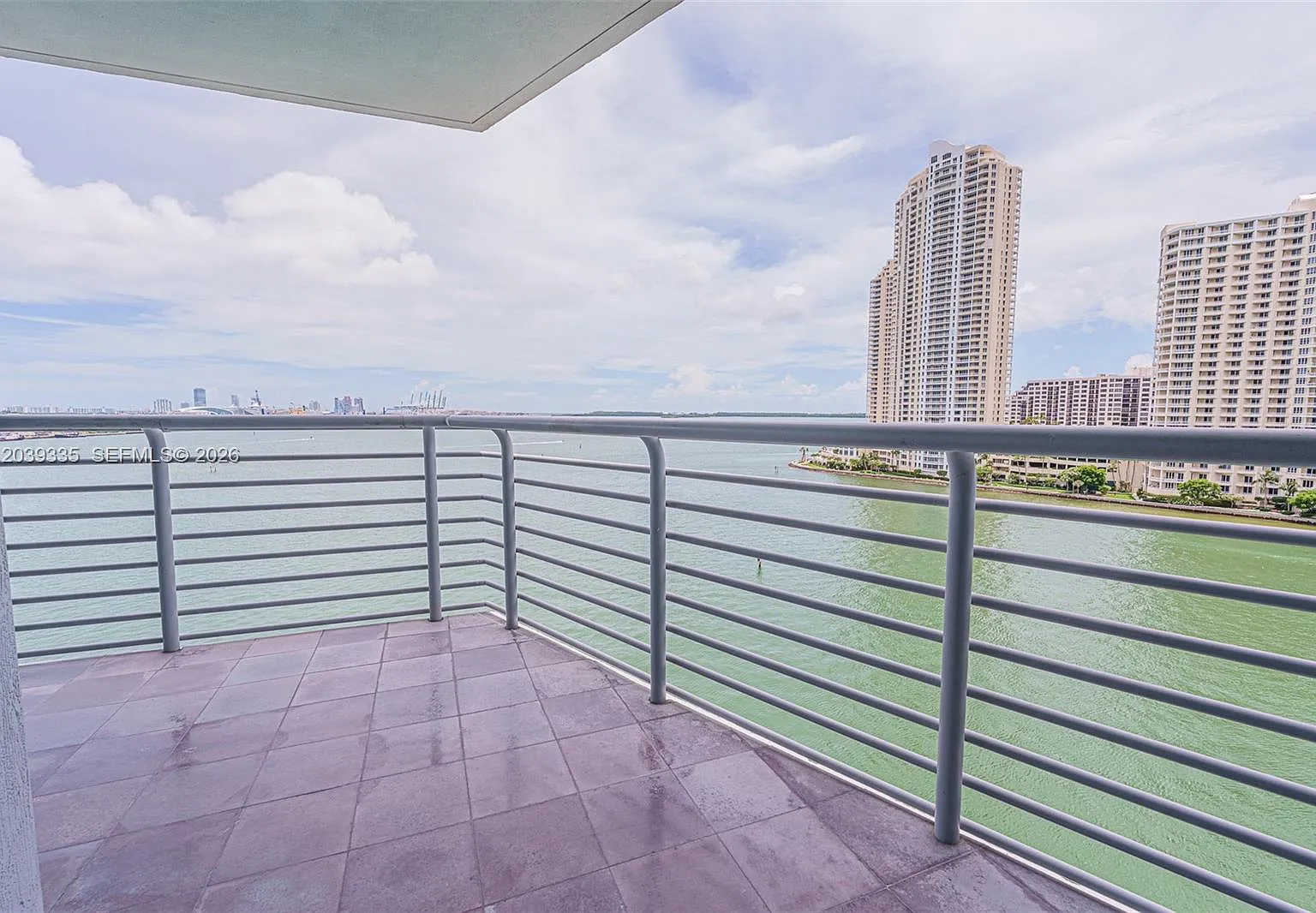 One Miami East — Photo 4