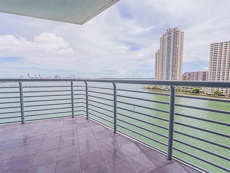 335 Biscayne Blvd #1009 — Photo 4