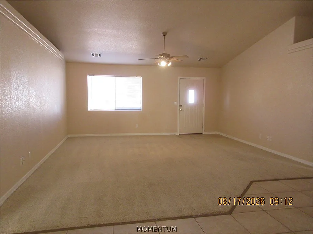 3 bed, 2.0 bath, 1525 sqft, $1,495 — Photo 2