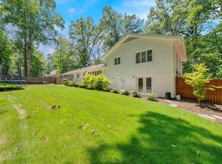 106 Perth Ct, Cary, NC 27511