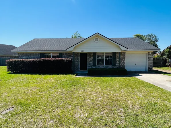 1228 Riyadh Rd, Hinesville, GA 31313