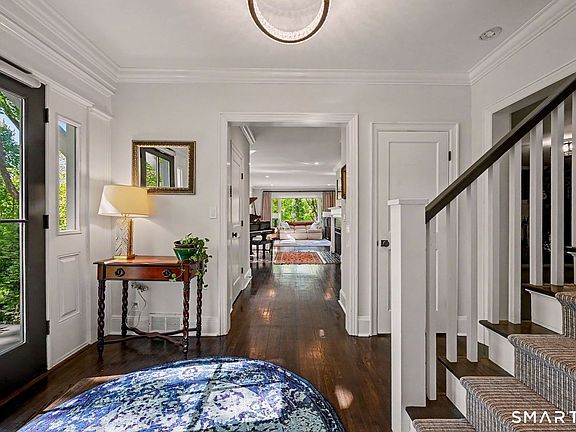 5th image of 49 Newtown Avenue