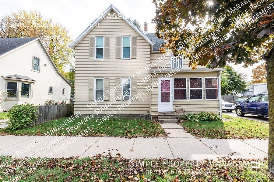 1st image of 842 Baxter St SE #2