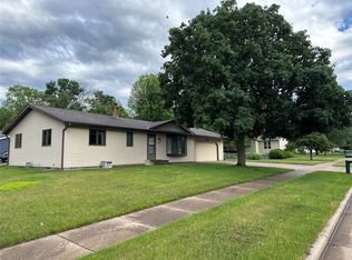 2935 Bobbie St, Eau Claire, WI 54703