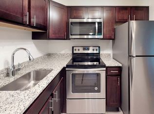 2250 Mohegan Dr #1-2131, Falls Church, VA 22043