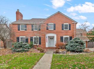 1117 Bishop Rd, Grosse Pointe Park, MI 48230