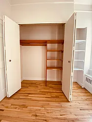 Rented by Metropolis Real Estate of Manhattan