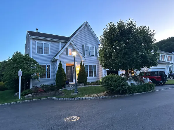 26 Allegra Ct, White Plains, NY 10603