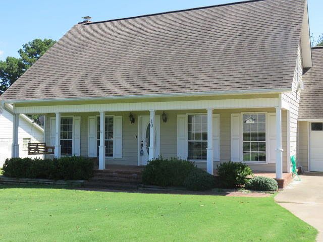1st image of 10 Mockingbird Ln