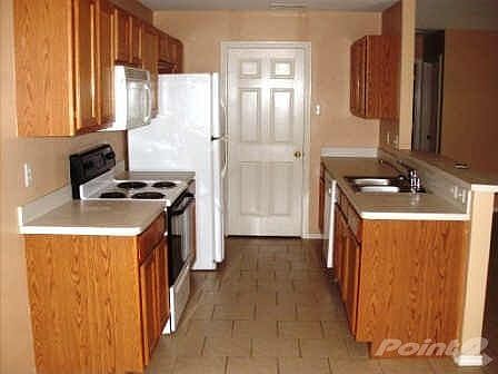 2nd image of 340 Bay Ct