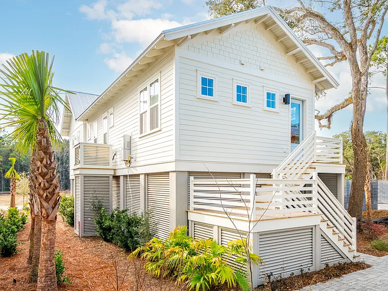 8308 Jack Island Dr — Photo 16