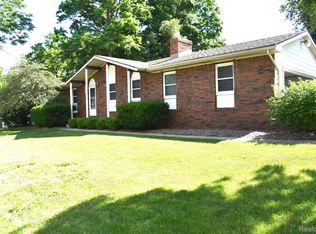 501 S 3rd St, Brighton, MI 48116