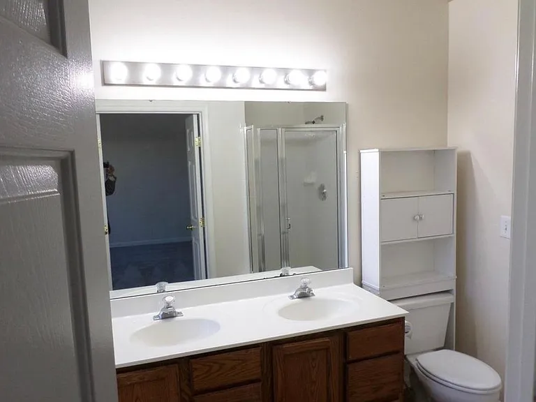2020 Madrillon Springs Ct — Photo 15