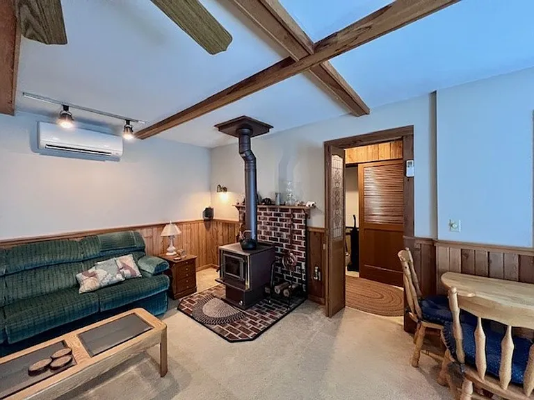 354 Shallow Shore Rd — Photo 12