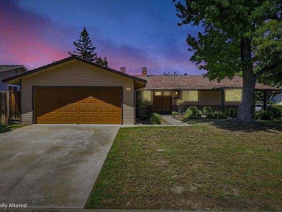 2nd image of 807 Cathedral Dr
