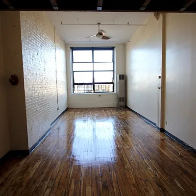 Rented by Nooklyn NYC LLC | media 24