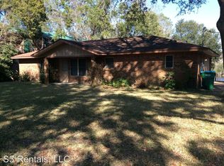 7585 E Oaklawn Rd, Biloxi, MS 39532