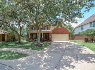 511 Deer Hollow Dr, Sugar Land, TX 77479