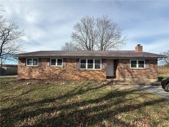 5602 Montgomery Dr, Harrison, AR 72601