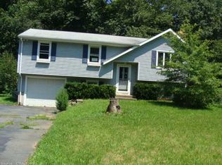 101 Michael Dr, Guilford, CT 06437