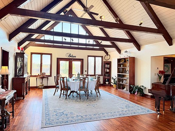 3rd image of 315 Mount Lebanon Rd