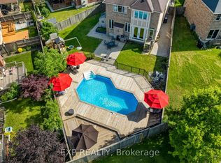 28 Ohara Ln, Hamilton, ON L9K 0C7