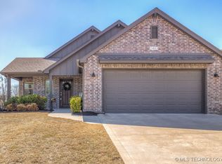 2403 W Kingsport Ct S, Broken Arrow, OK 74011