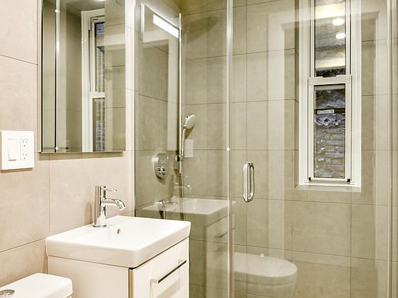 3rd image of 225 W 23rd St #2253Q