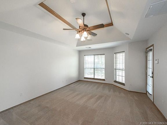 4th image of 16804 Hardwood Pl