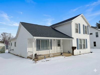 206 2nd St, Elroy, WI, 53929