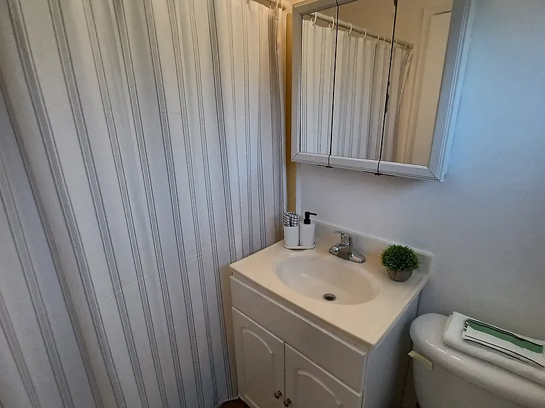 University View Apartments — Photo 9