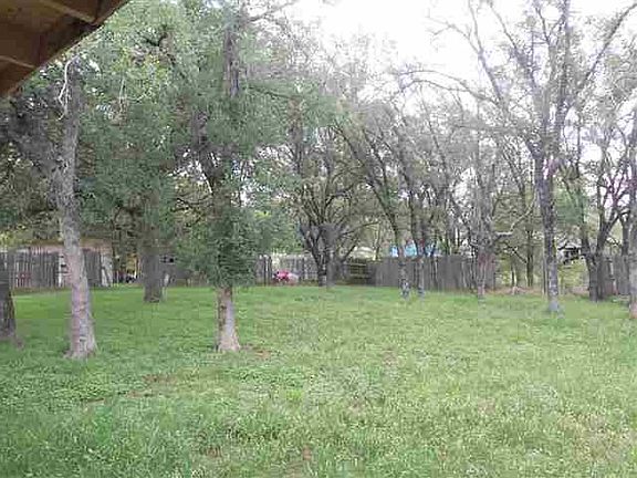 4th image of 3106 Valley West Ln