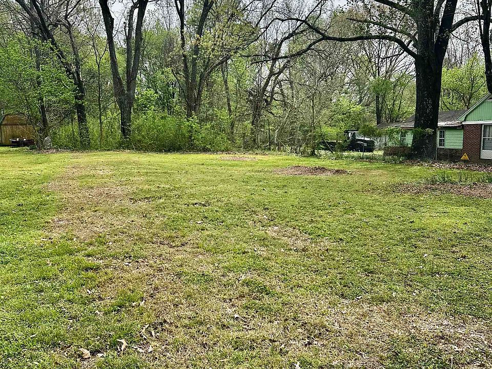 2nd image of 504 N Bond Ave