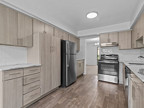 5th image of 29925 Summit Dr #1-108R