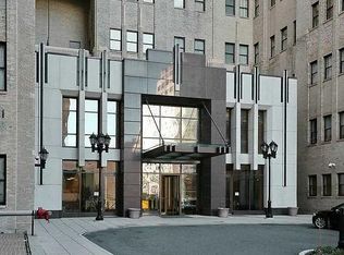 4 Beacon Way APT 705, Jersey City, NJ 07304