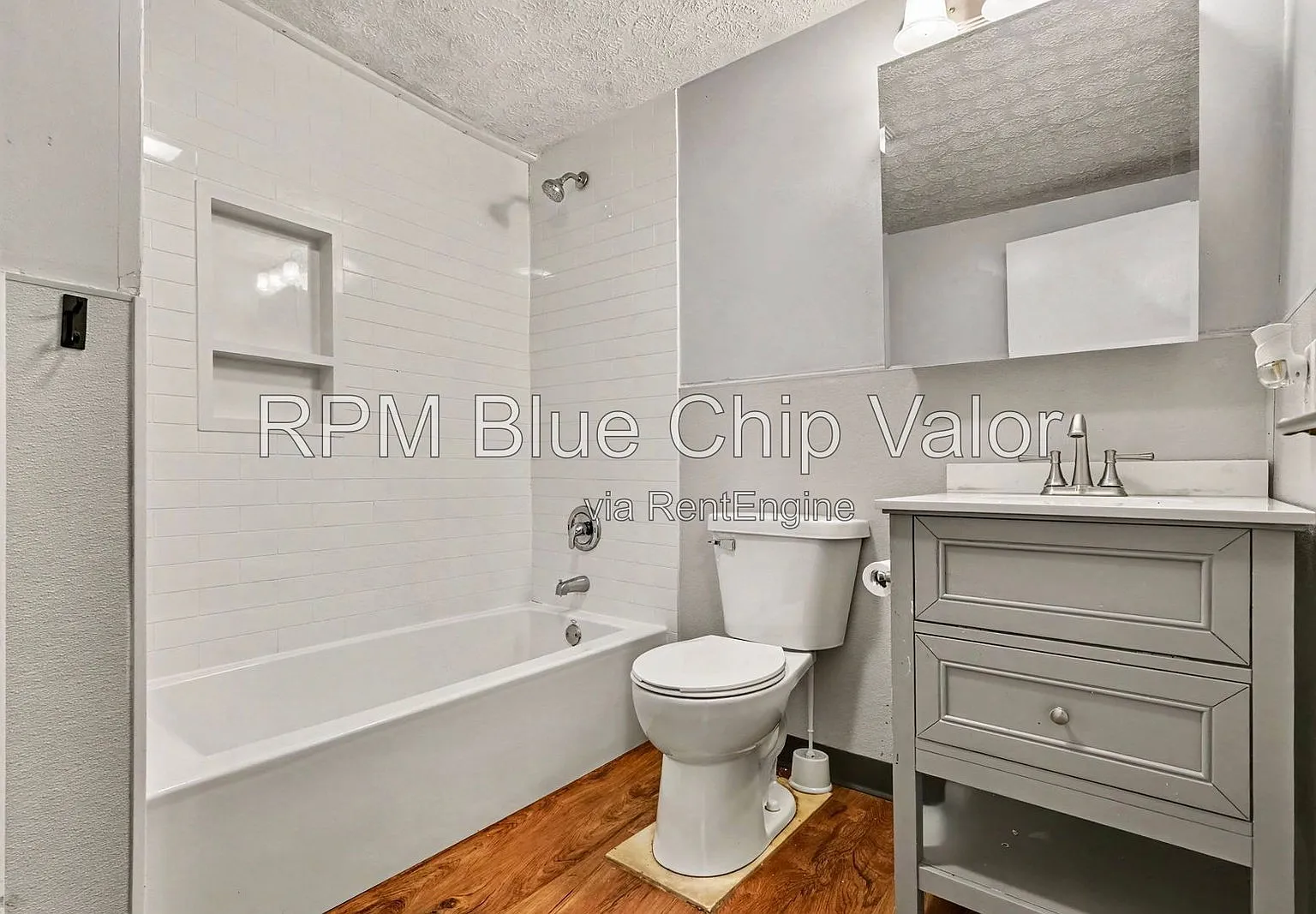 3 bed, 2.0 bath, $1,995 — Photo 4