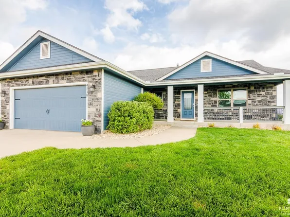 4518 Lamonte Dr, Manhattan, KS 66503