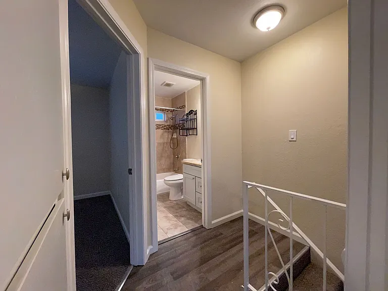 2410 S Street — Photo 7