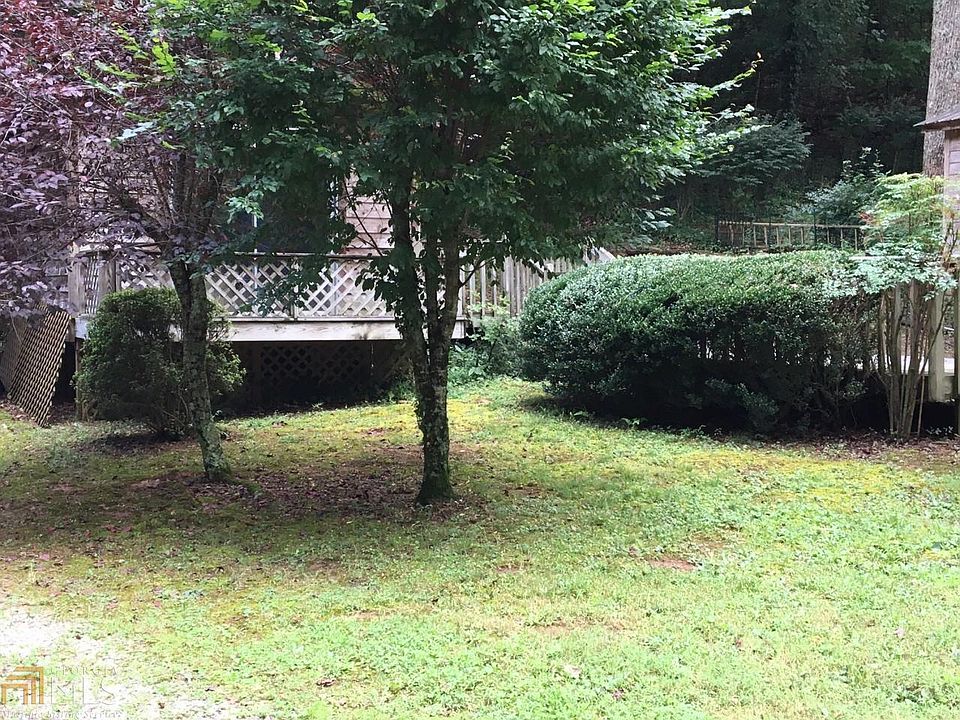 2nd image of 721 Riverside Dr