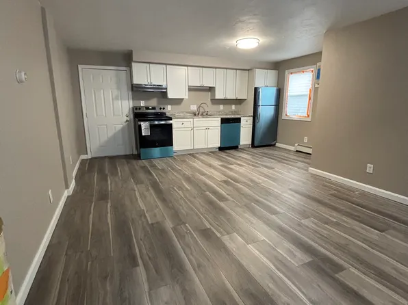 10 Henchman St, Worcester, MA