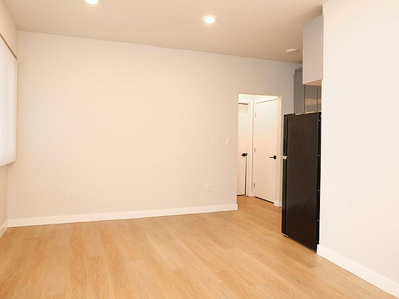4th image of 645 N Hobart Blvd #645.5