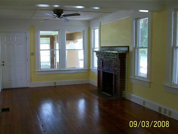 5th image of 1546 Ballard Park Dr