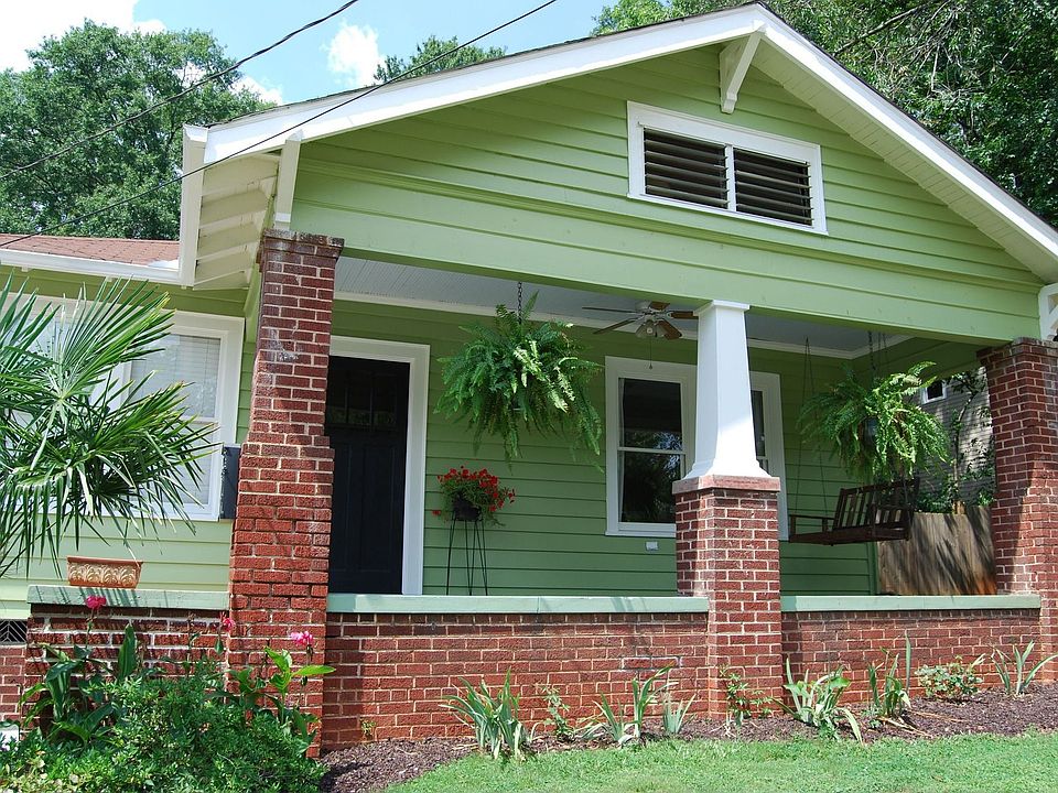 470 Robinson Ave