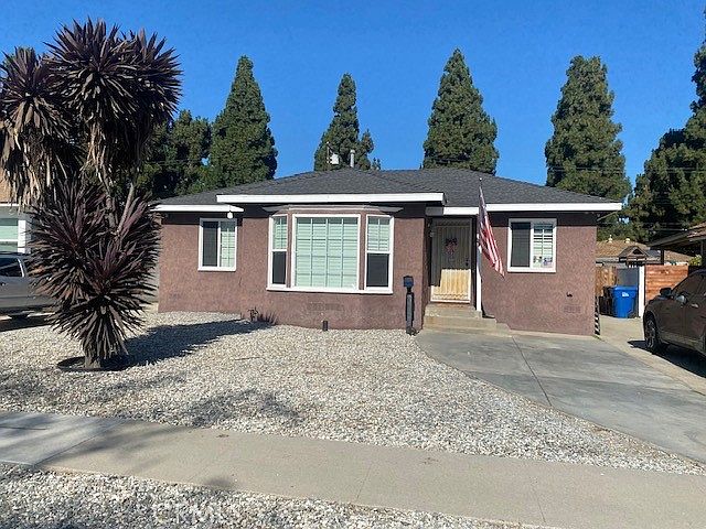 1st image of 4849 Pearce Ave