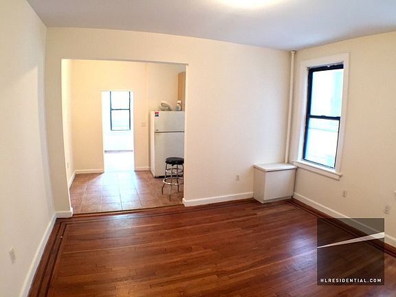 2nd image of 4515 40th St APT 1R