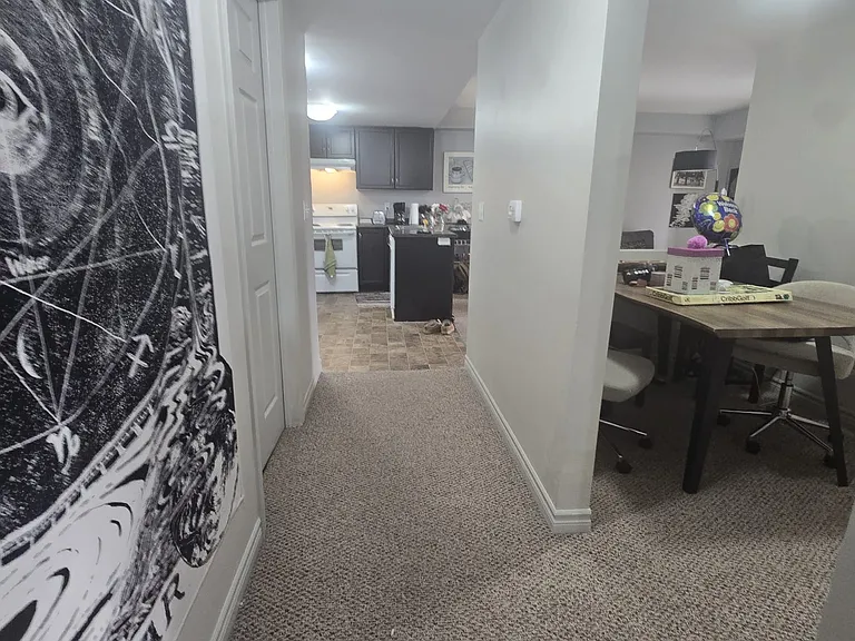 67 Kingsbury Sq #213 — Photo 14