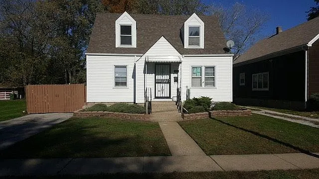 514 E 144th Pl photo 1