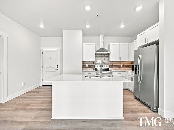 3rd image of 7918 W 10th Ave #C813d5326