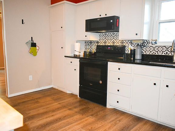 5th image of 3401 Bangor Dr