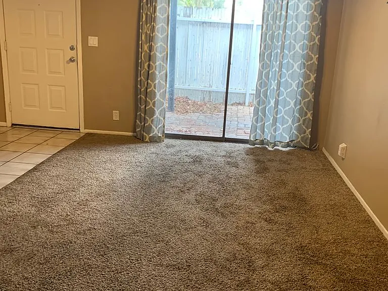 286 W Palomino Dr #115 — Photo 6